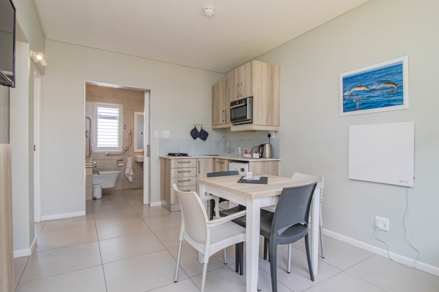 14 Bedroom Property for Sale in Kleinmond Western Cape
